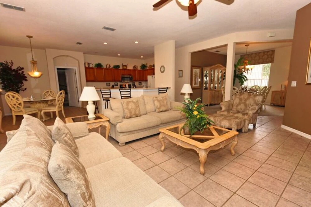 Pool Area Overlooking Conservation Area! 5 Bedroom Villa