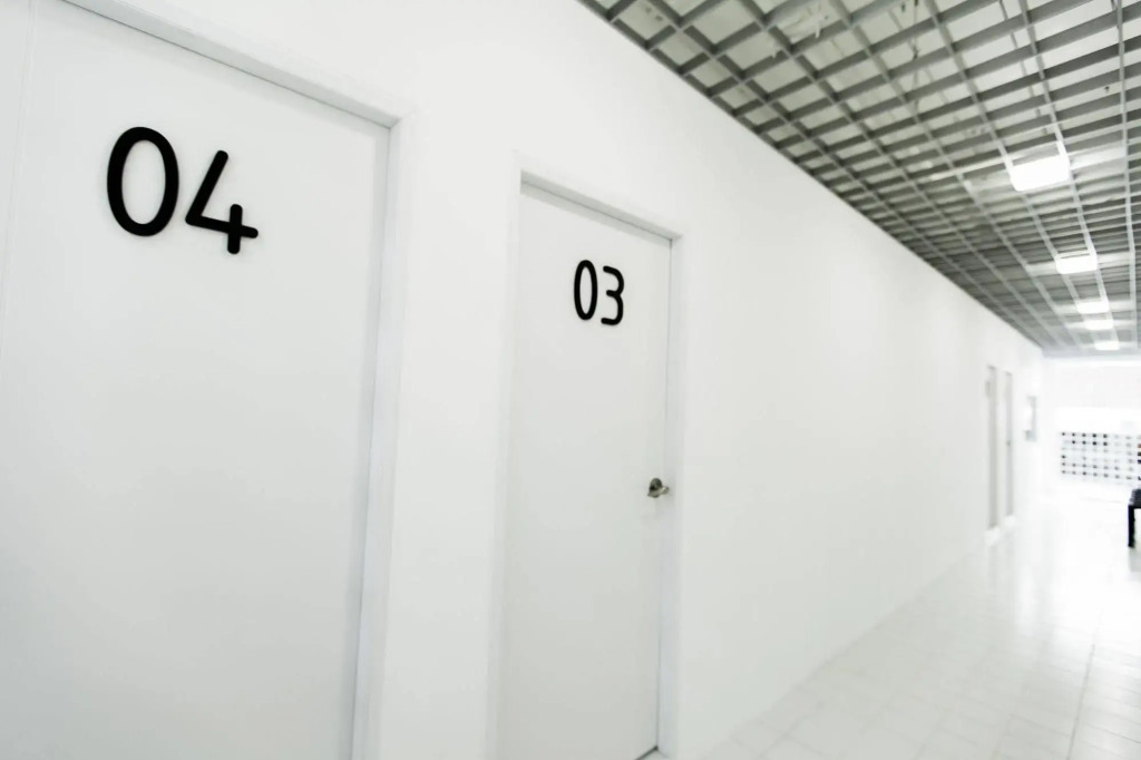 Quadromania Service Apartment