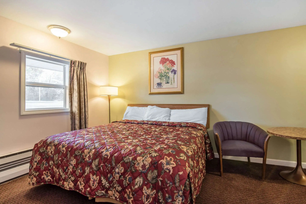 Rodeway Inn Bellows Falls
