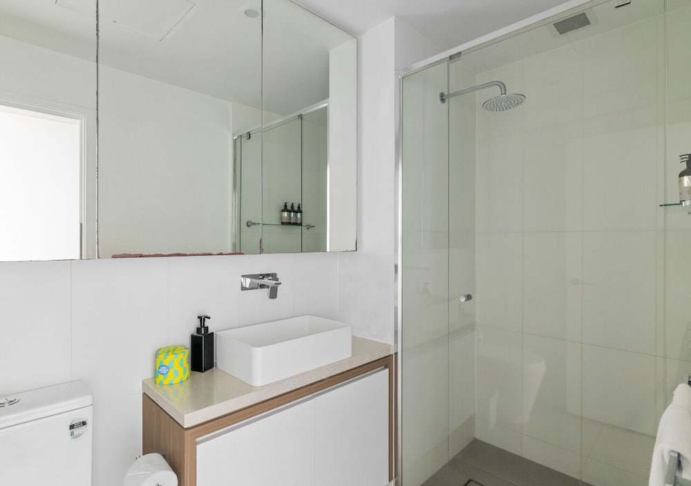City Lights Retreat – Fortitude Valley
