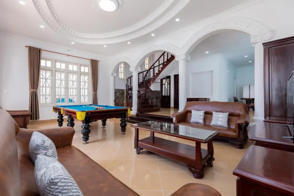 Ruby Villa F1