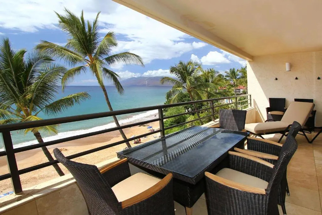 Polo Beach - CoralTree Residence Collection