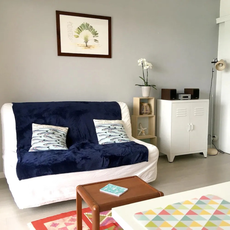 Apartment With one Bedroom in Guérande, With Wonderful sea View, Shared Pool, Enclosed Garden - 600 m From the Beach