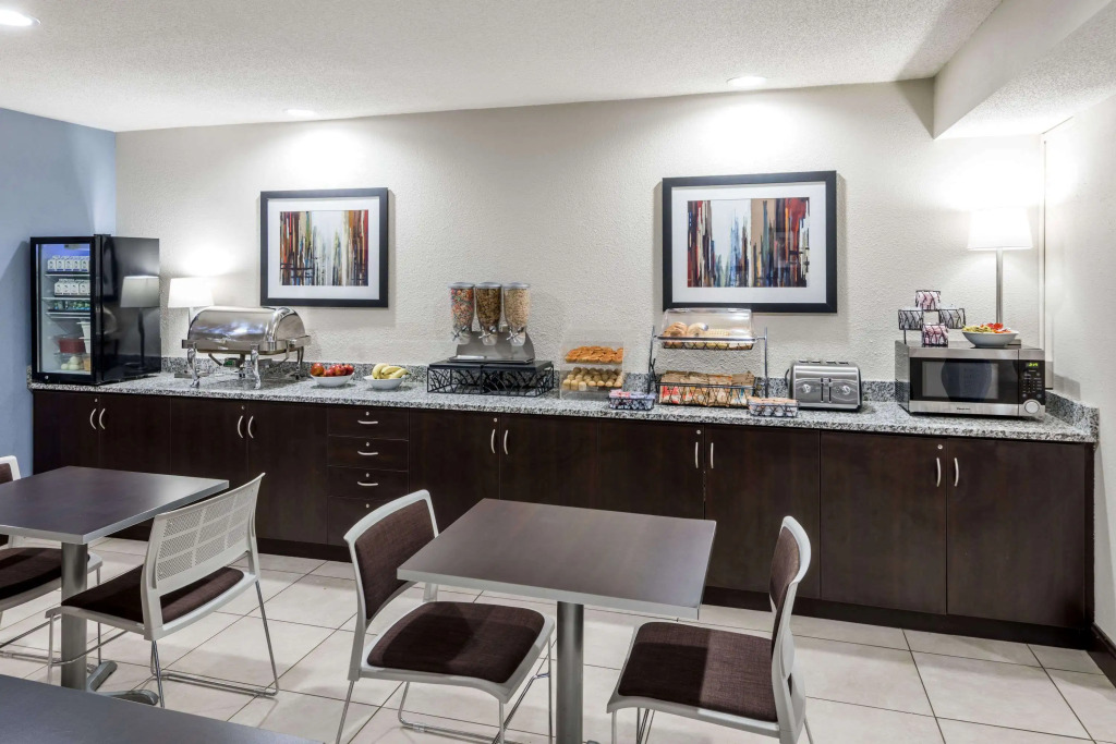 Microtel Inn & Suites - Greenville