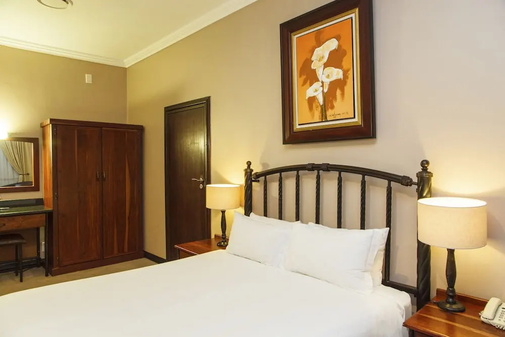 Forever Hotel At Centurion
