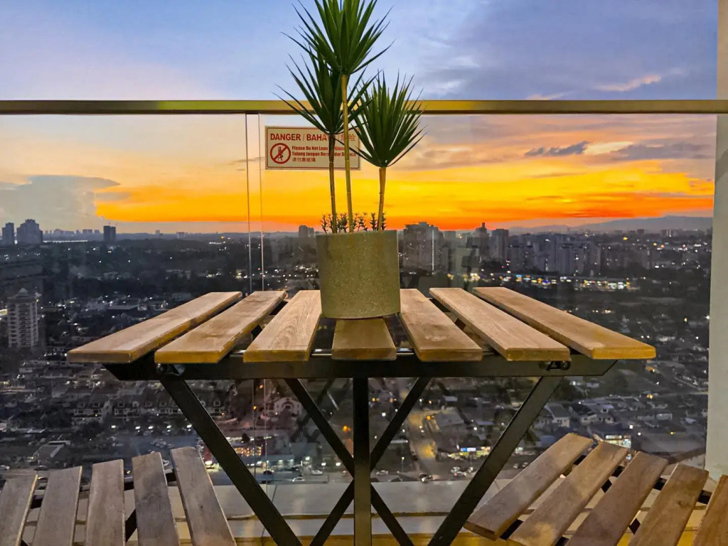 KSL CityMall 9-12pax PrivateLift｜SmartTV65in（A21）