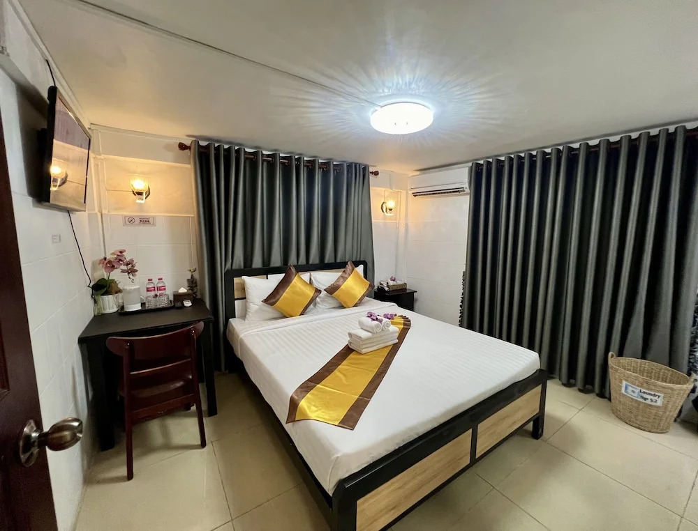 Sun Chakra Boutique Hotel - 50m to Museum & Royal Palace & Walking street
