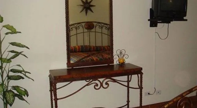 Hotel Pueblito Inn