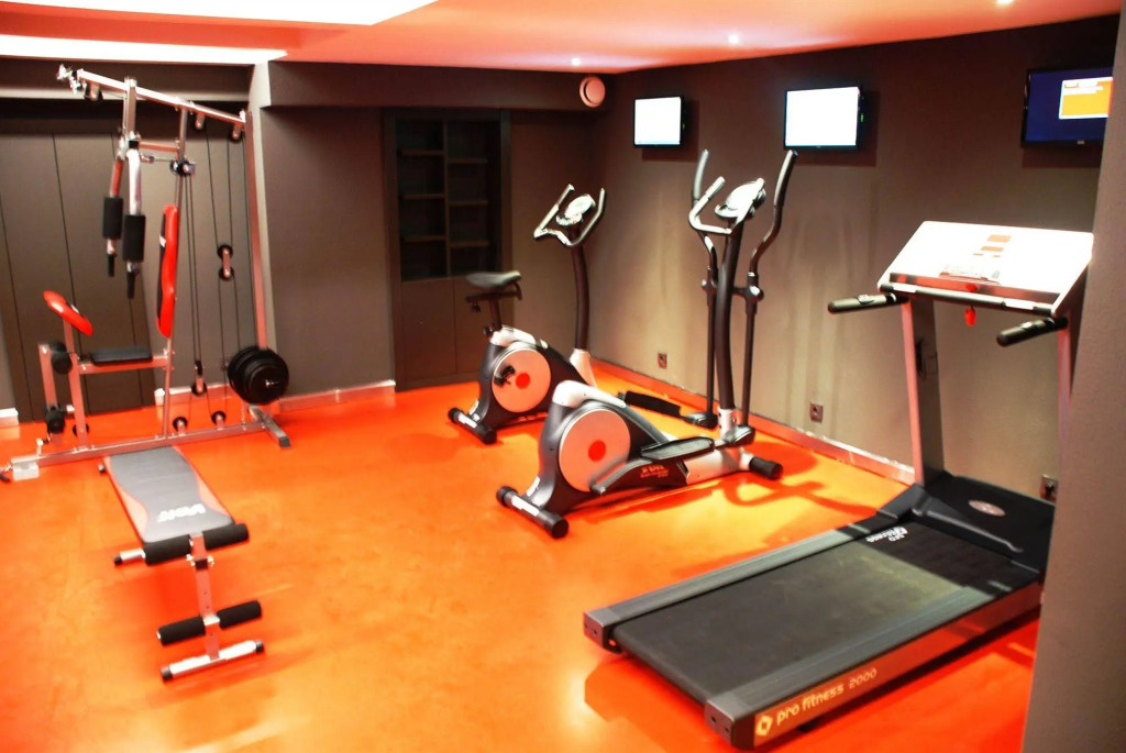 Check Inn Suite Hotel & SPA