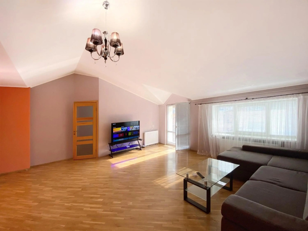VIP 2 floors apartmens on MAIN SQUARE