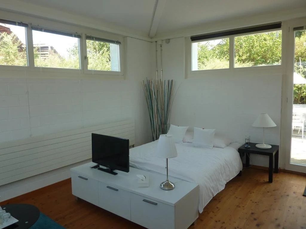Studio Elegant