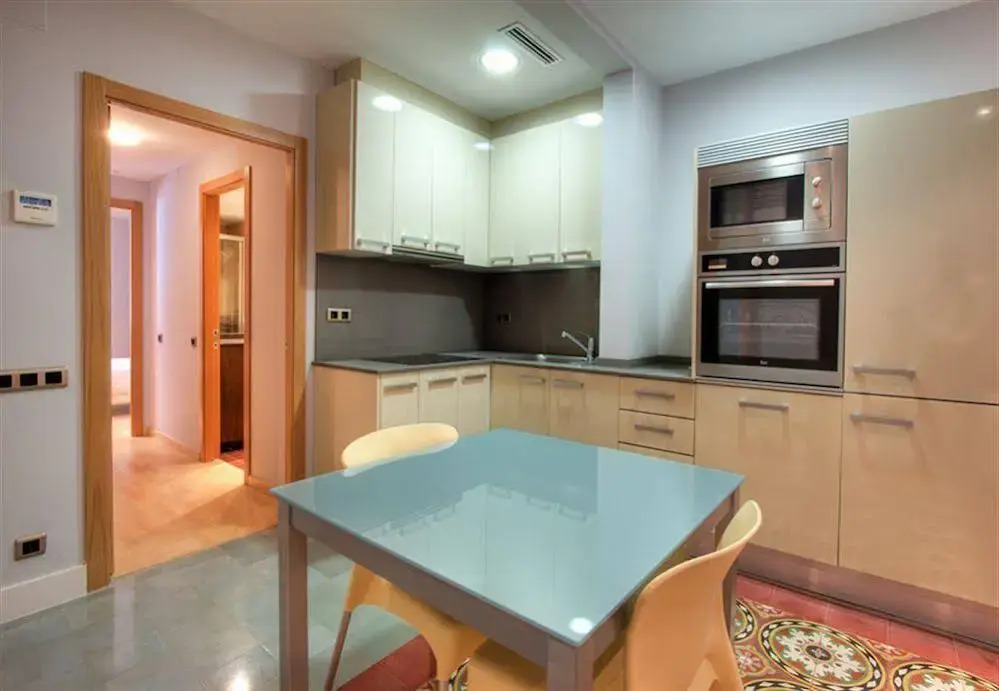 Tamarit Apartments