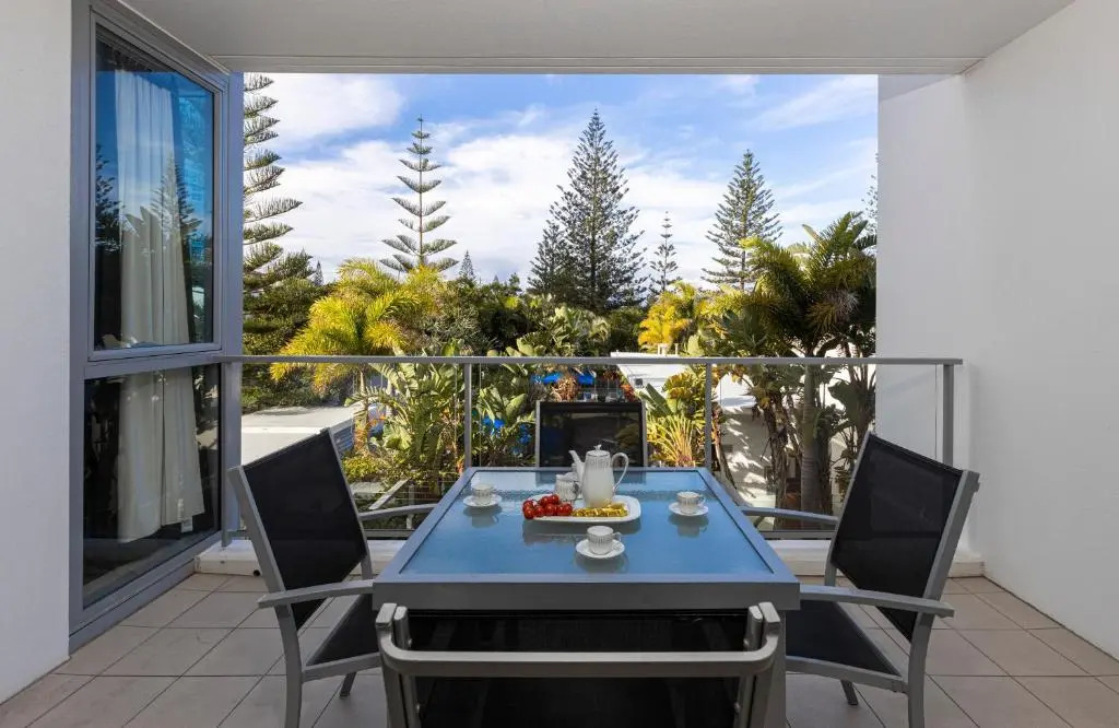 Ocean Pacific Resort - Official