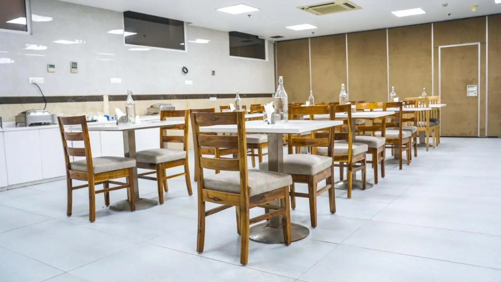 Iris Park Hotel New Delhi