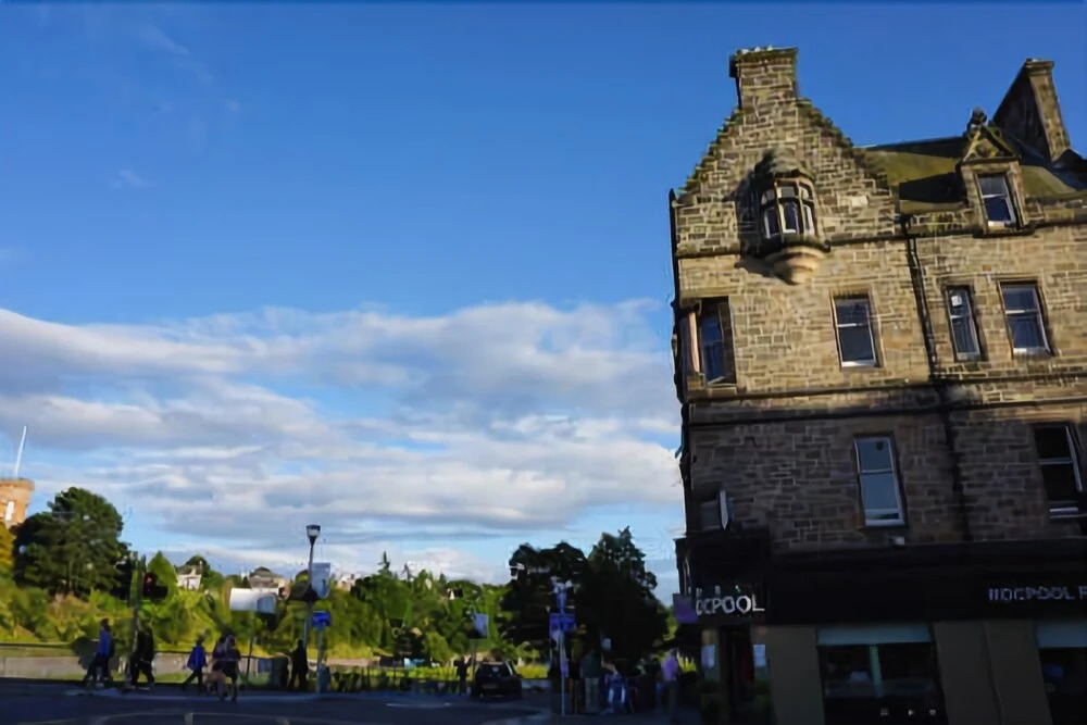 2 Ness Walk