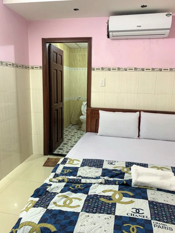 Nam Anh Hotel by OYO Rooms