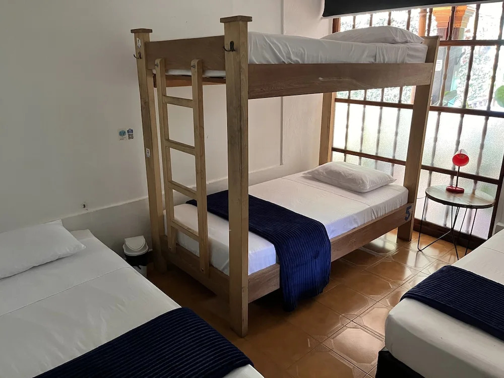 Yolo Hostel Medellin