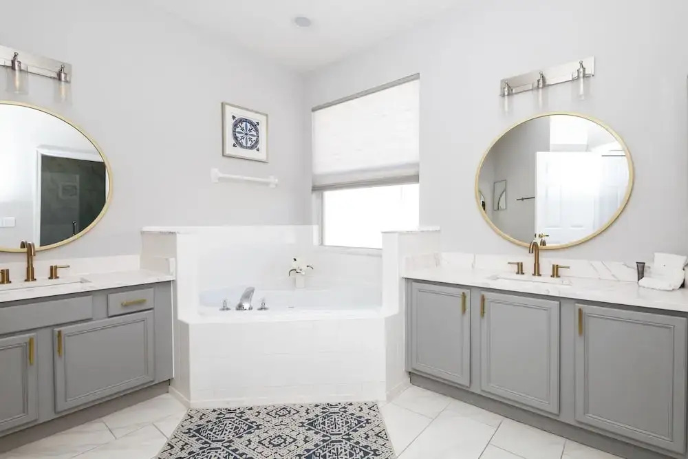 Silver Lining Luxury for 10!