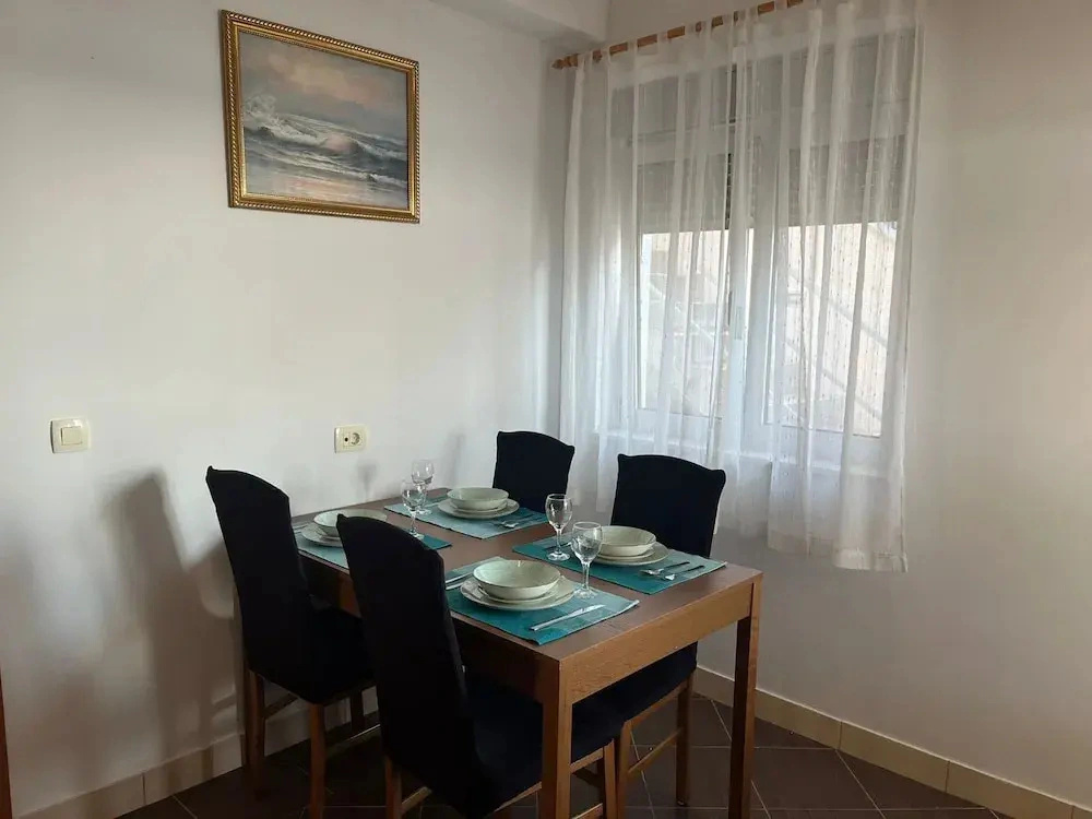 Well-located Apartment in Rogoznica