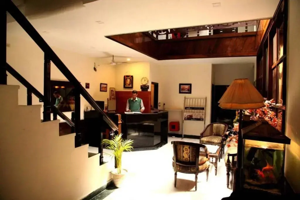 OYO 3987 Hotel Multitech