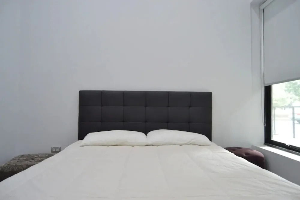 Modern and Spacious 2 Bedroom Apartment in Ultimo