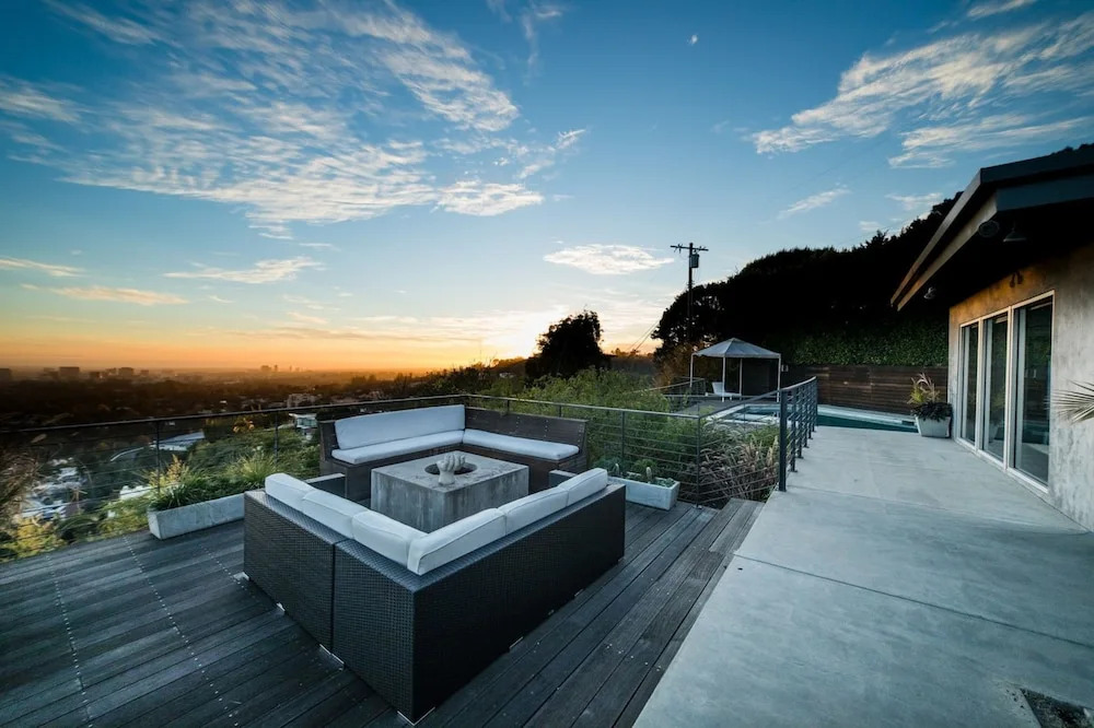 Villa High Views