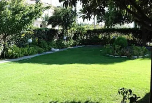 Lovely house with garden at an excellent location!