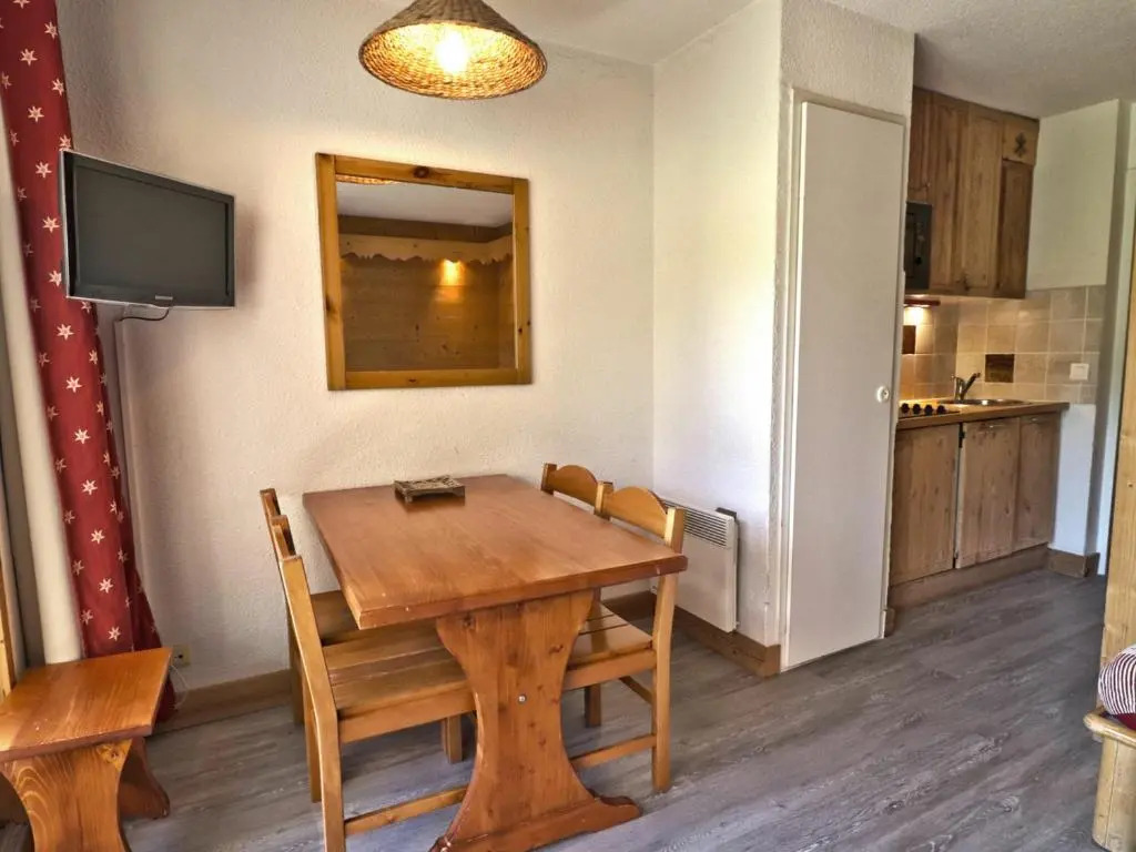 Appartement Méribel, 2 pièces, 4 personnes - FR-1-182-99
