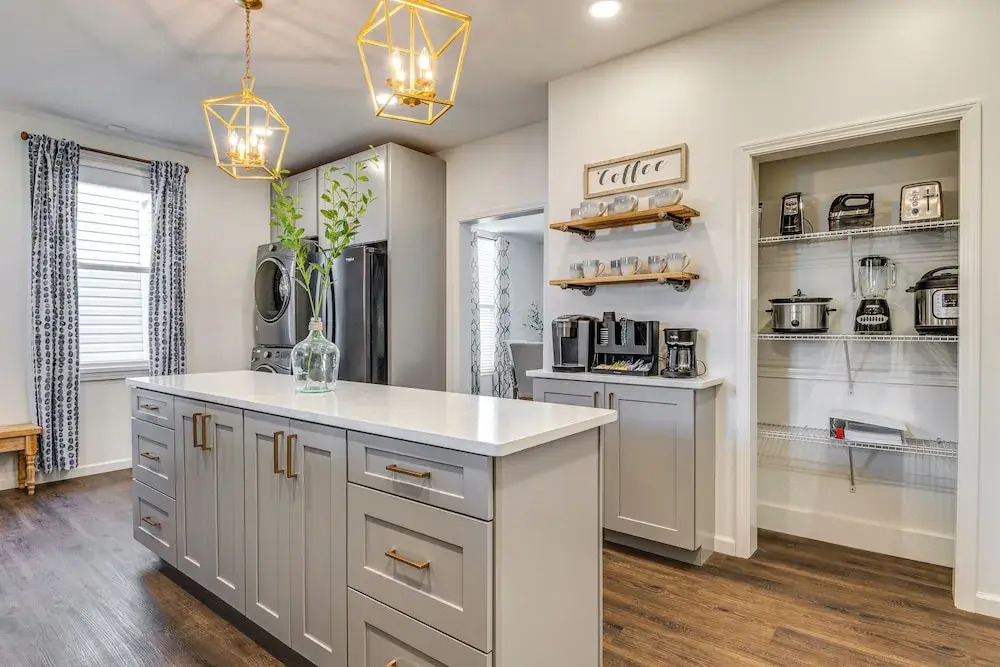 Chic Indianapolis Home w/ Patio < 2 Mi to Downtown