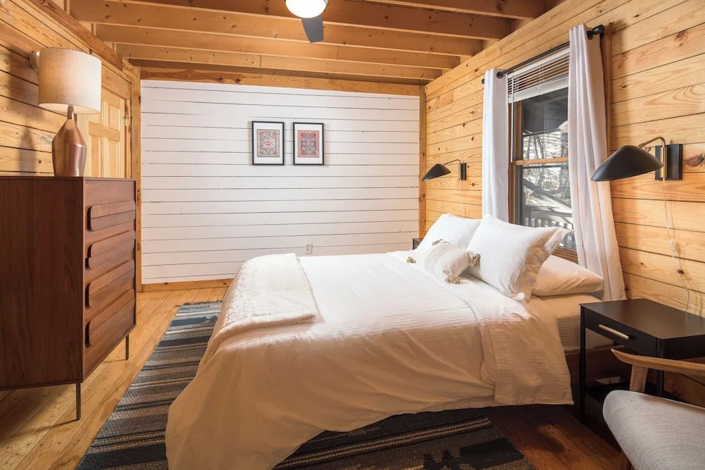 Red Feather Cabins 101