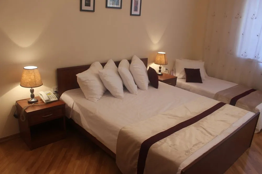 Garden Villa Hotel