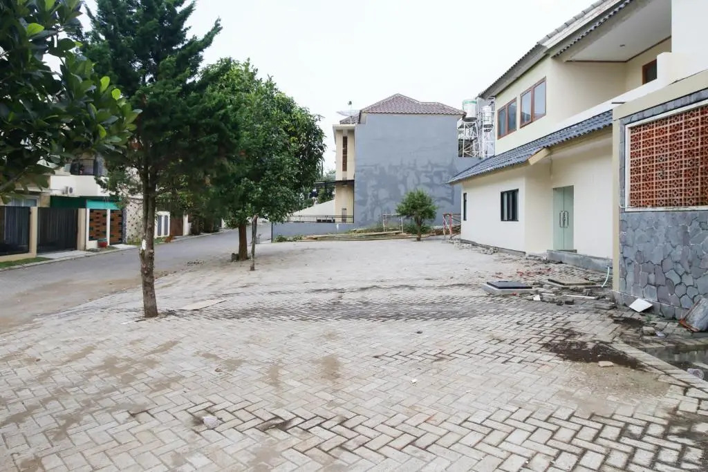 RedDoorz Plus @ Panorama Villas Batu