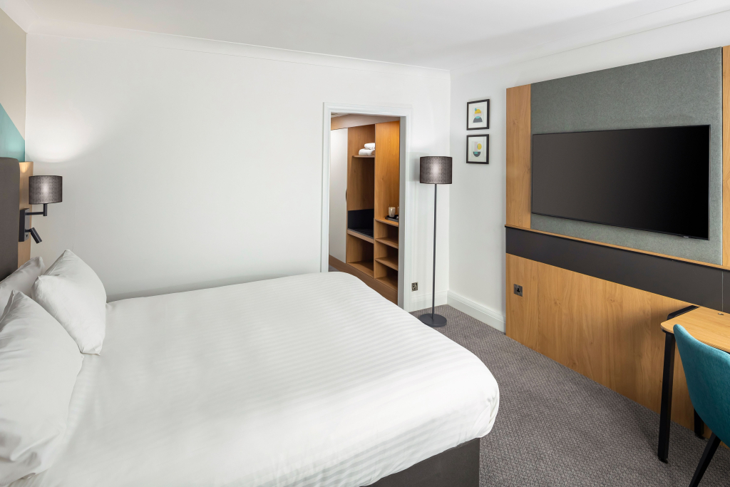 Holiday Inn Gloucester - Cheltenham by IHG