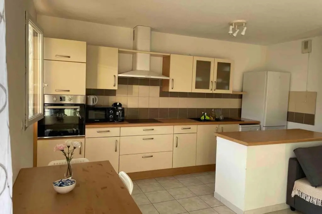 Private apartment for 4 people