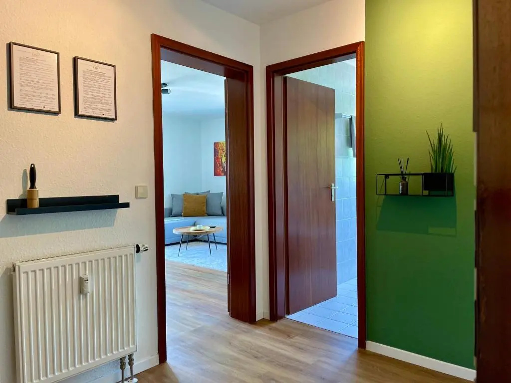 Holiday Business Apartment I 2,5 room I 60qm I Highspeed WLAN l near City and Fair I Automobil und Tech-Company