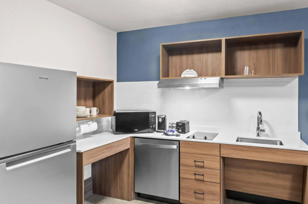 Everhome Suites Bowling Green by Choice Hotels