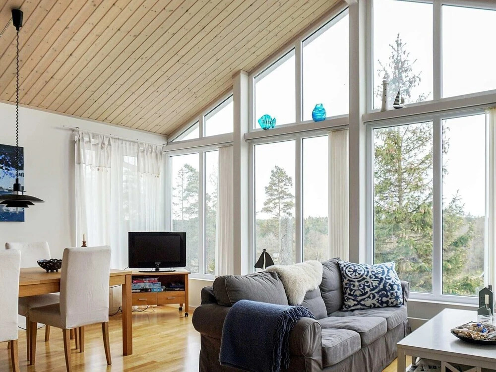 6 Person Holiday Home in Strömstad