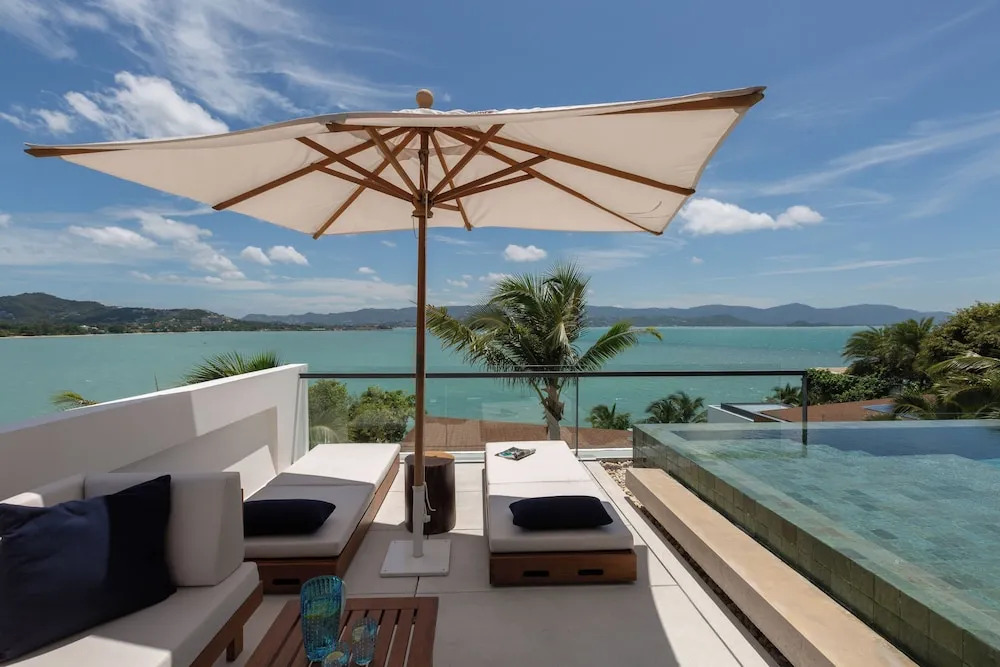 Kerem Luxury Beachfront Villas