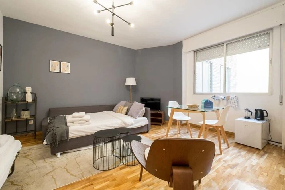 Lovely Modern 1Bed Apt in the city centre, nr metro