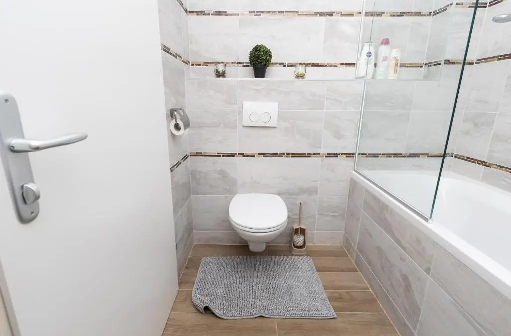 Comfortable romantic 1 bedroom apartment near Augarten