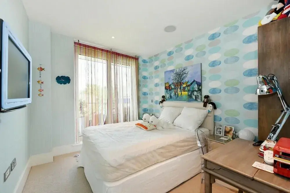 Luxury City Apartment in London Battersea Reach