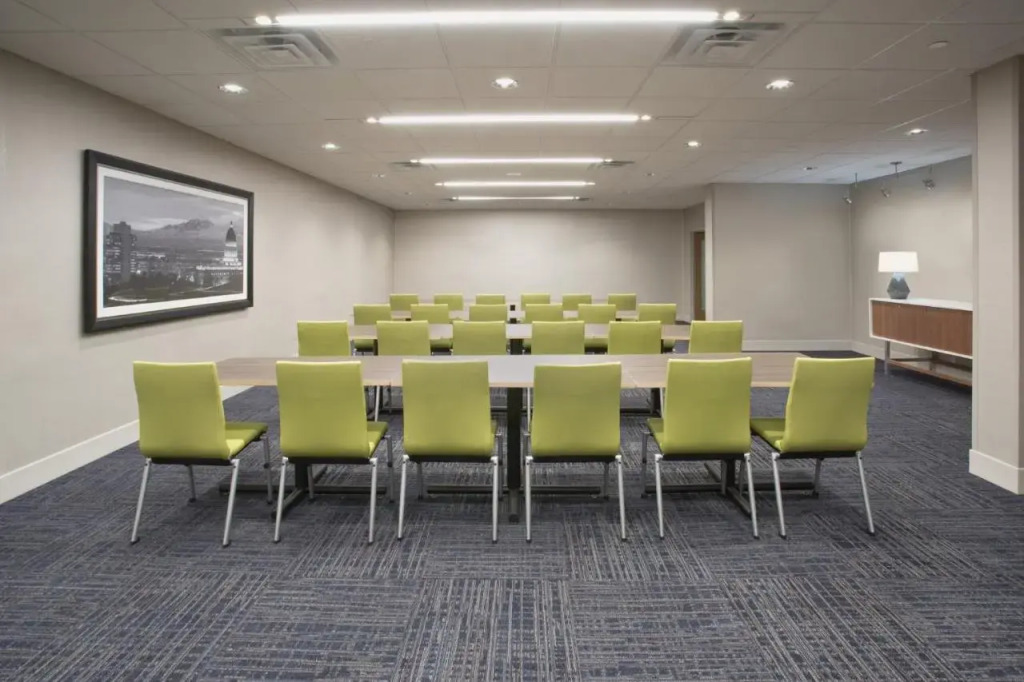 Comfort Inn & Suites Conference Center