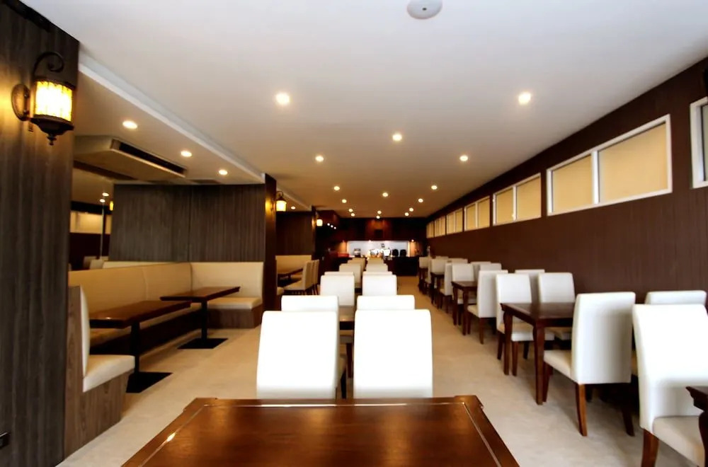 Le Bangkok Hotel
