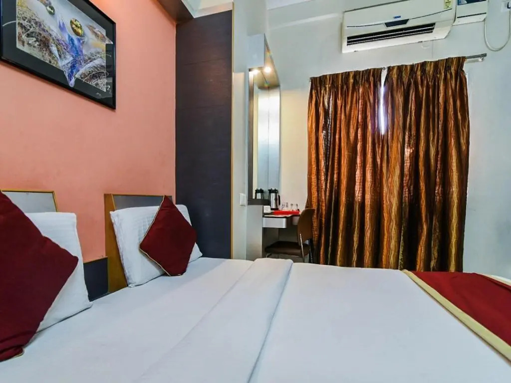 Hotel Manasa Paradise