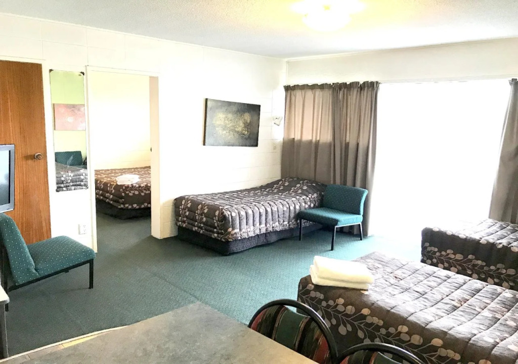 Greenview Motel