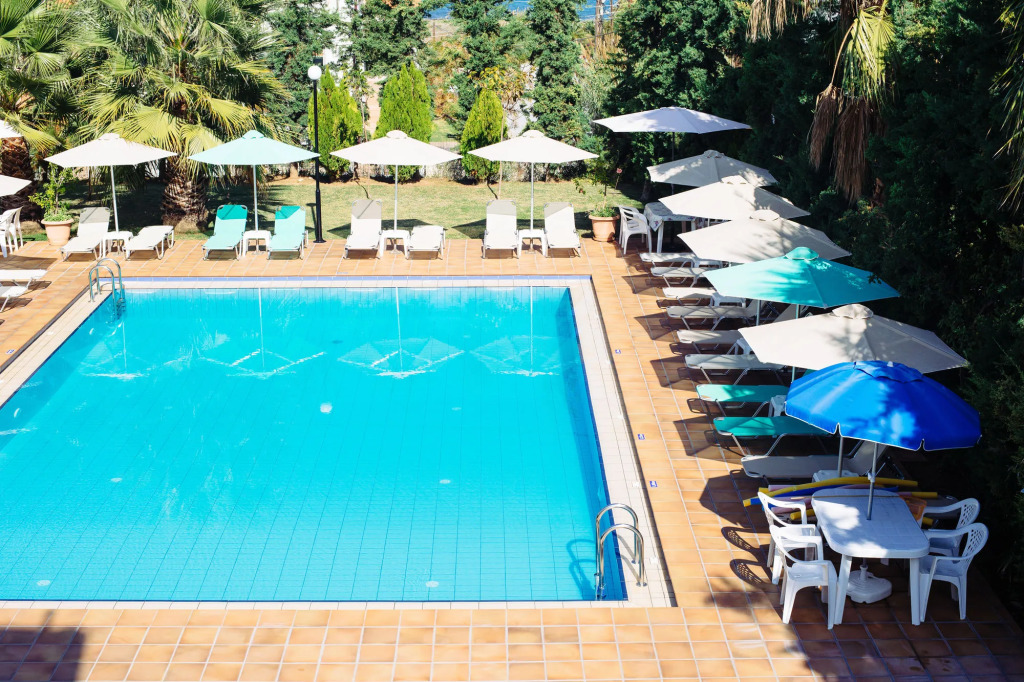 Kalithea Apartments - Heated Pool seasonal - Pool Towels - Pool Sun Lounger Matresses