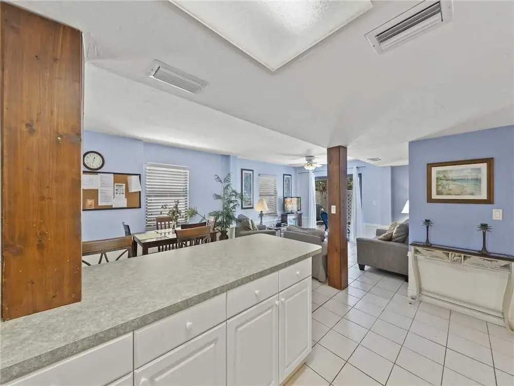 Captain Moore House 1 Two Bedroom Home