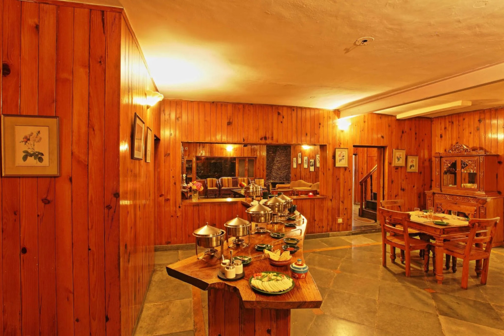 Cedar Lodge By Aahma