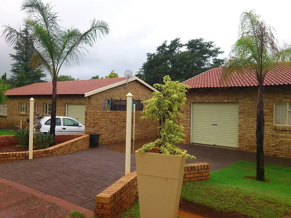Kettle Guest Lodge Rustenburg