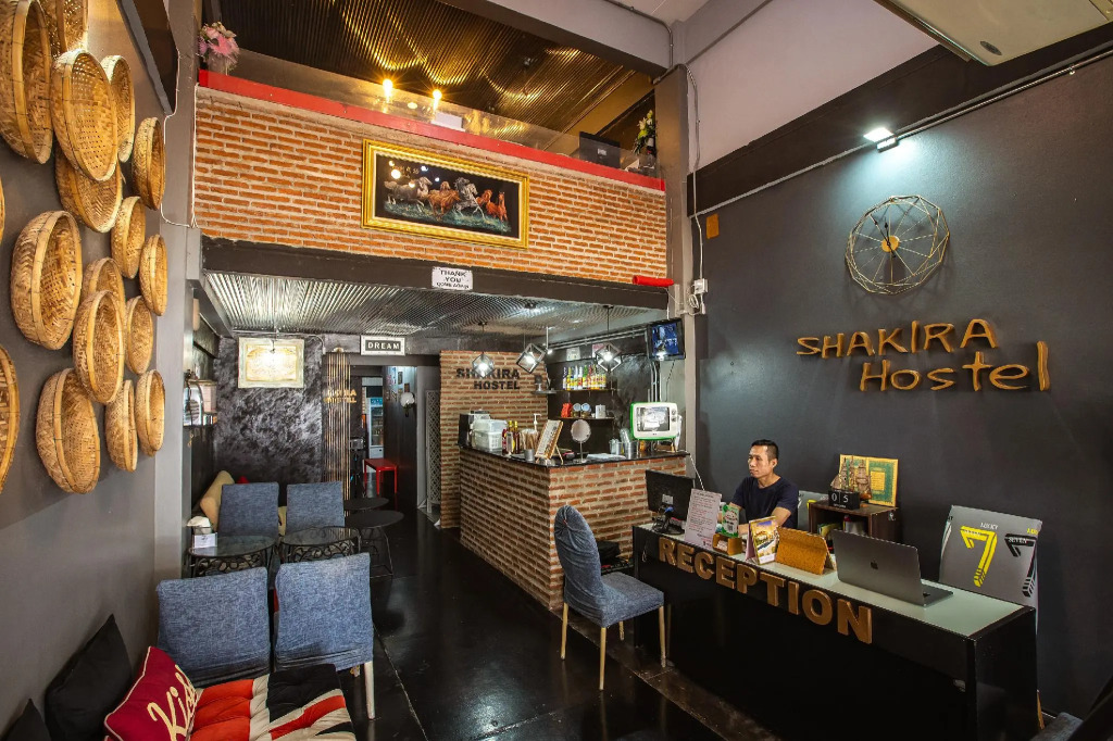 Shakira Hostel